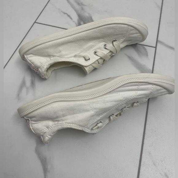 Madden Girl White Lace-Up Sneakers with Patterned Heel Size 9 - Picture 9 of 13